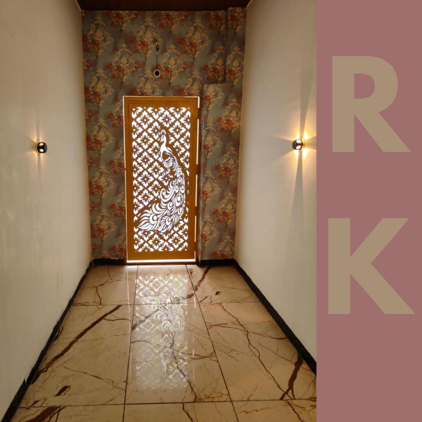 Rk Hotel & Restaurant Dewās Екстериор снимка
