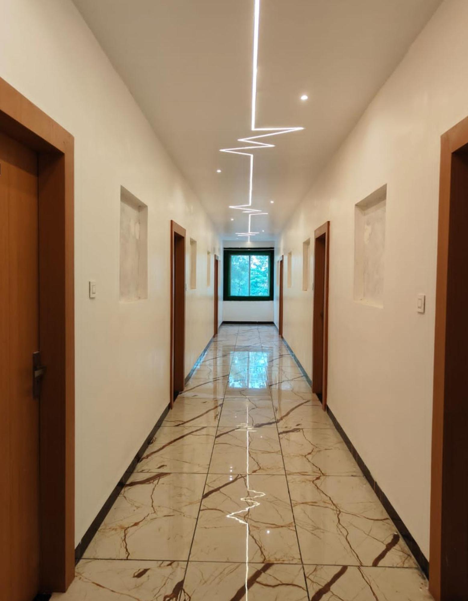 Rk Hotel & Restaurant Dewās Екстериор снимка